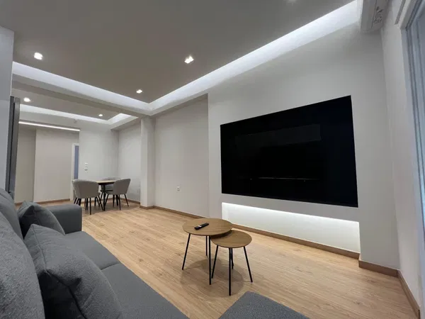 85 m² Apartment with Three Bedrooms for Sale in Piraeus, Piraeus Suburbs — photo 3