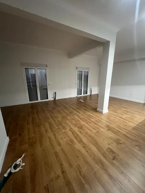 97 m² Renovated Two-Bedroom Apartment for Sale in Zografou, Athens Center — photo 2