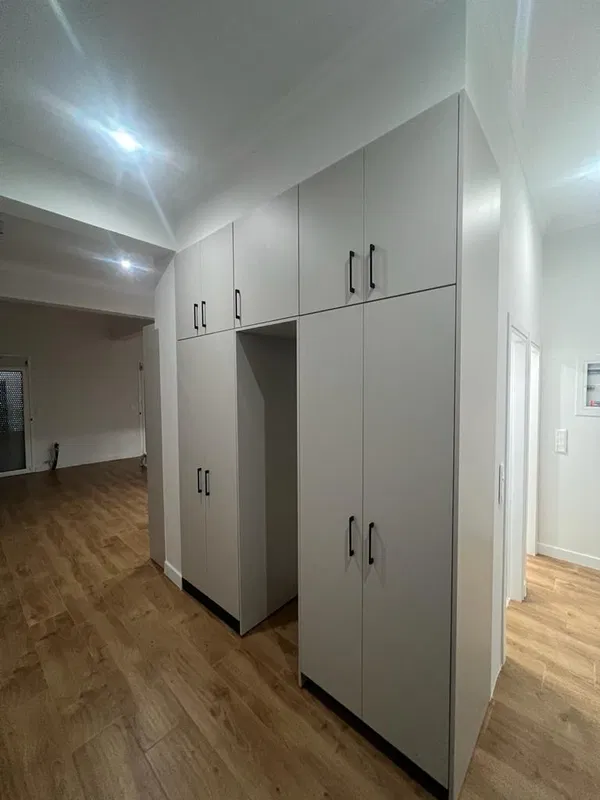 97 m² Renovated Two-Bedroom Apartment for Sale in Zografou, Athens Center — photo 5