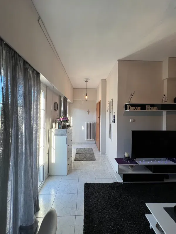 Sea-View One-Bedroom Apartment for Sale in Piraeus, Piraeus Suburbs — photo 4
