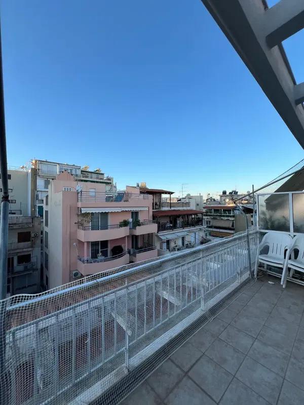 Sea-View One-Bedroom Apartment for Sale in Piraeus, Piraeus Suburbs — photo 2