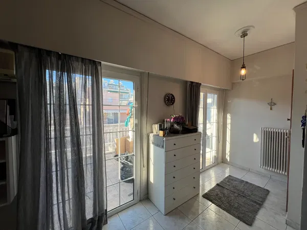 Sea-View One-Bedroom Apartment for Sale in Piraeus, Piraeus Suburbs — photo 5