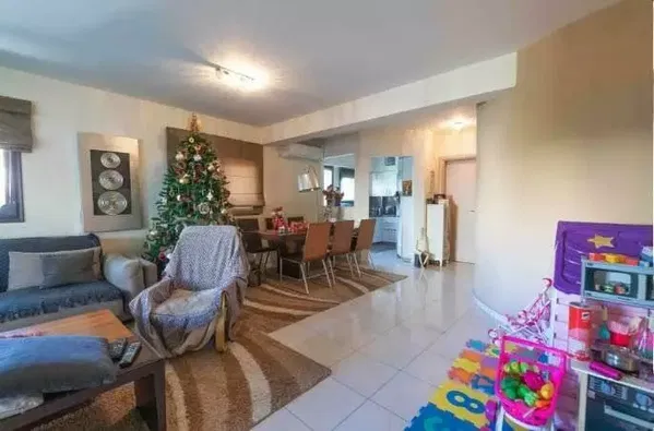 90 m² Two-Bedroom Renovated Apartment for Sale in Center Athens, Athens Center — photo 2