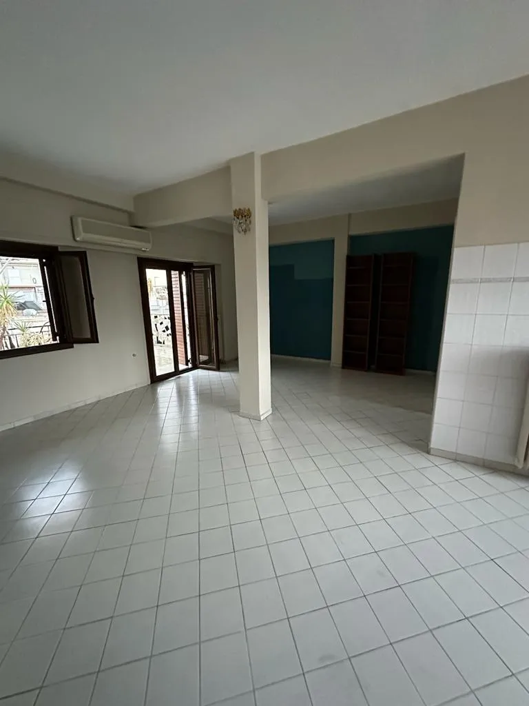 70 m² Apartment with Two Bedrooms for Sale in Piraeus, Piraeus Suburbs
