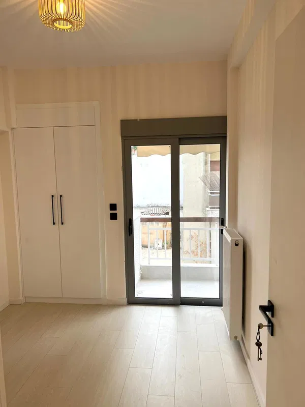 63 m² Two-Bedroom Apartment for Sale in Gyzi - Pedion Areos, Athens Center — photo 5