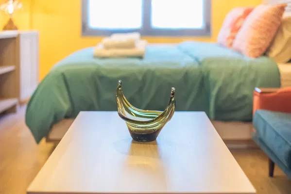 61 m² Renovated Two-Bedroom Apartment for Sale in Center Athens, Athens Center — photo 4