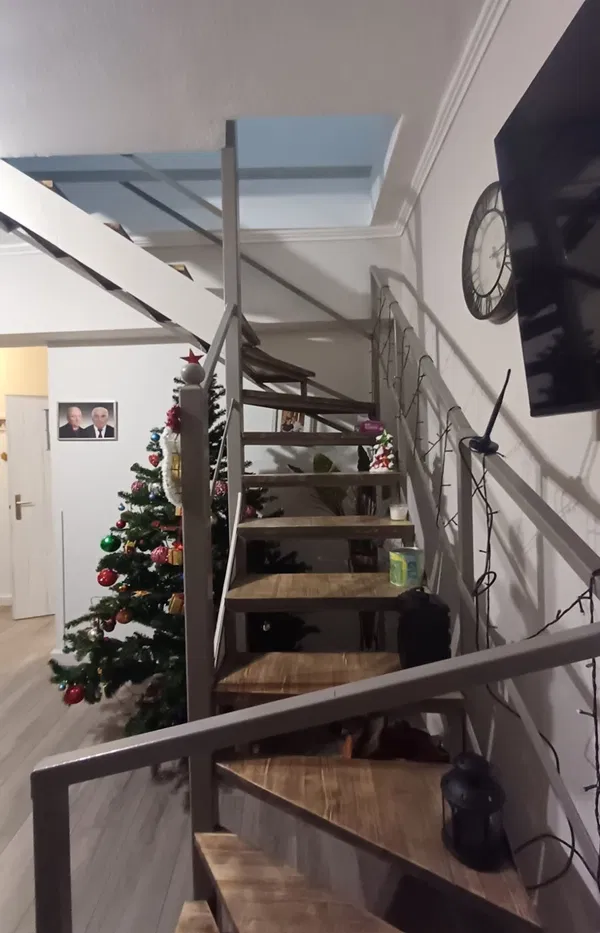 115 m² Two-Bedroom Apartment for Sale in Piraeus, Piraeus Suburbs — photo 3