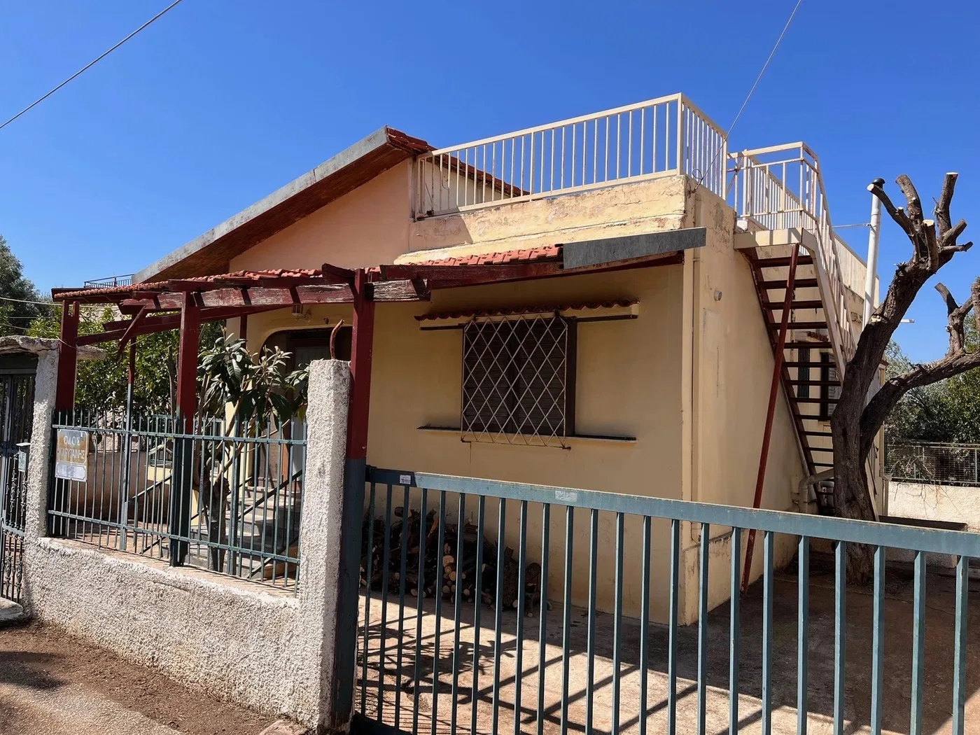 Two-Bedroom Villa for Sale in Vari - Varkiza, Athens Southern suburbs