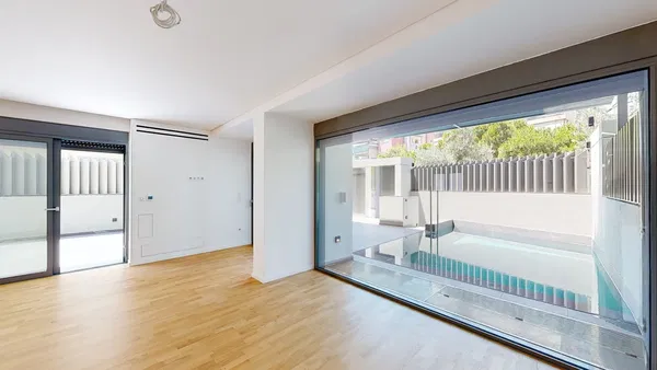 251 m² Four-Bedroom Villa for Sale in Glyfada, Athens Southern suburbs — photo 2