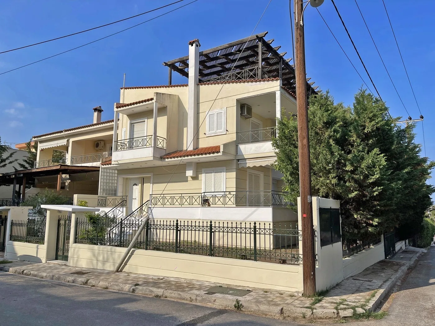 160 m² Sea-View Three-Bedroom Villa for Sale in Nea Makri, Athens Eastern Suburbs