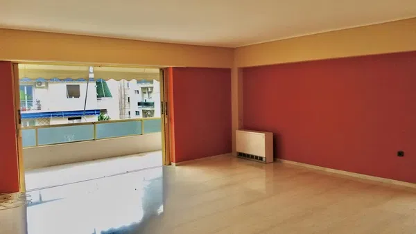 Sea-View 130 m² Apartment with Two Bedrooms for Sale in Palaio Faliro, Athens Southern suburbs — photo 4