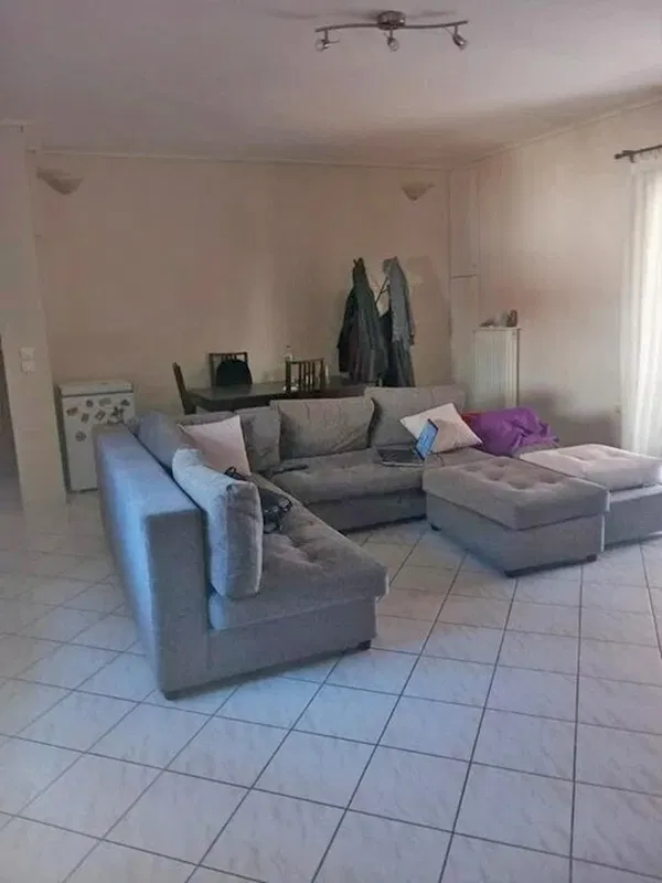 81 m² Two-Bedroom Apartment for Sale in Vyronas, Athens Eastern Suburbs