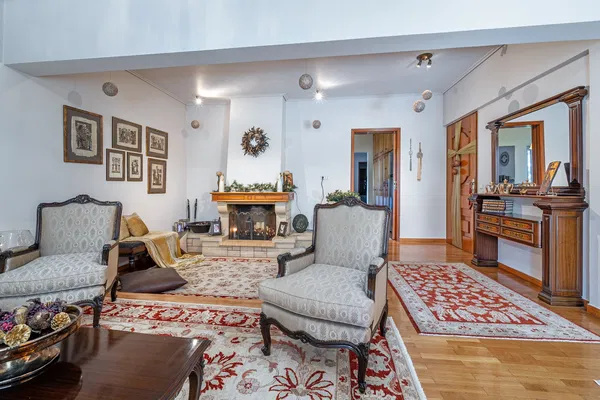 173 m² Three-Bedroom Apartment for Sale in Glyfada, Athens Southern suburbs — photo 4