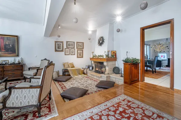 173 m² Three-Bedroom Apartment for Sale in Glyfada, Athens Southern suburbs — photo 2