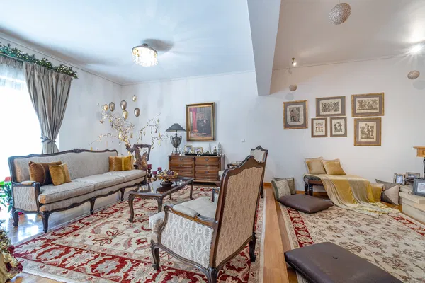 173 m² Three-Bedroom Apartment for Sale in Glyfada, Athens Southern suburbs — photo 3