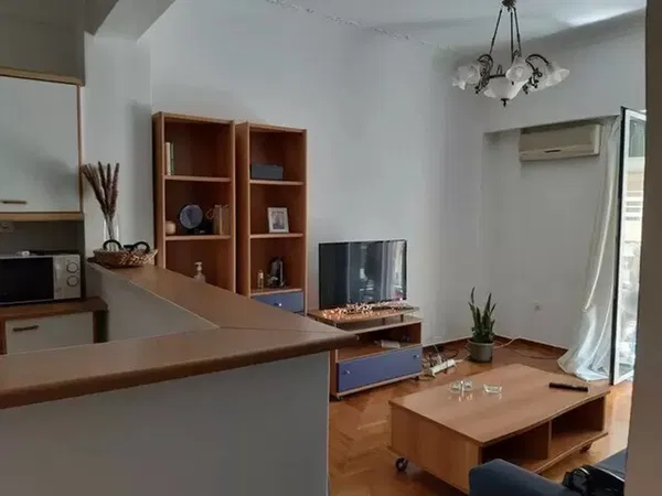 72 m² Renovated Two-Bedroom Apartment for Sale in Ampelokipoi, Athens Center