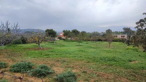 810 m² Plot for Sale in Pallini, Athens Eastern Suburbs