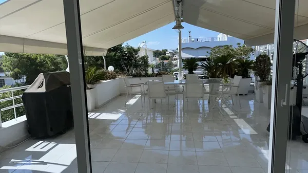 Two-Bedroom Renovated Apartment for Rent in Vouliagmeni, Athens Southern suburbs — photo 2