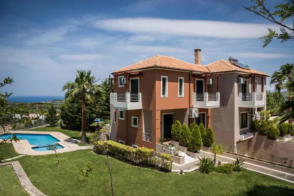 Sea-View Seven-Bedroom Villa for Sale in Platanias, Chania — photo 3