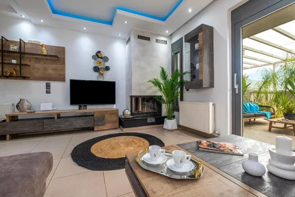 Three-Bedroom Apartment for Sale in Souda, Chania