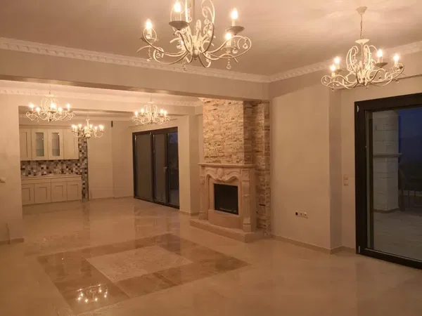 Modern Seven-Bedroom Villa for Sale in Halkidiki — photo 5