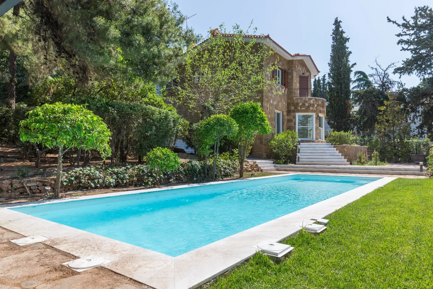 454 m² Villa with Three Bedrooms for Sale in Kifisia, Athens Northern suburbs