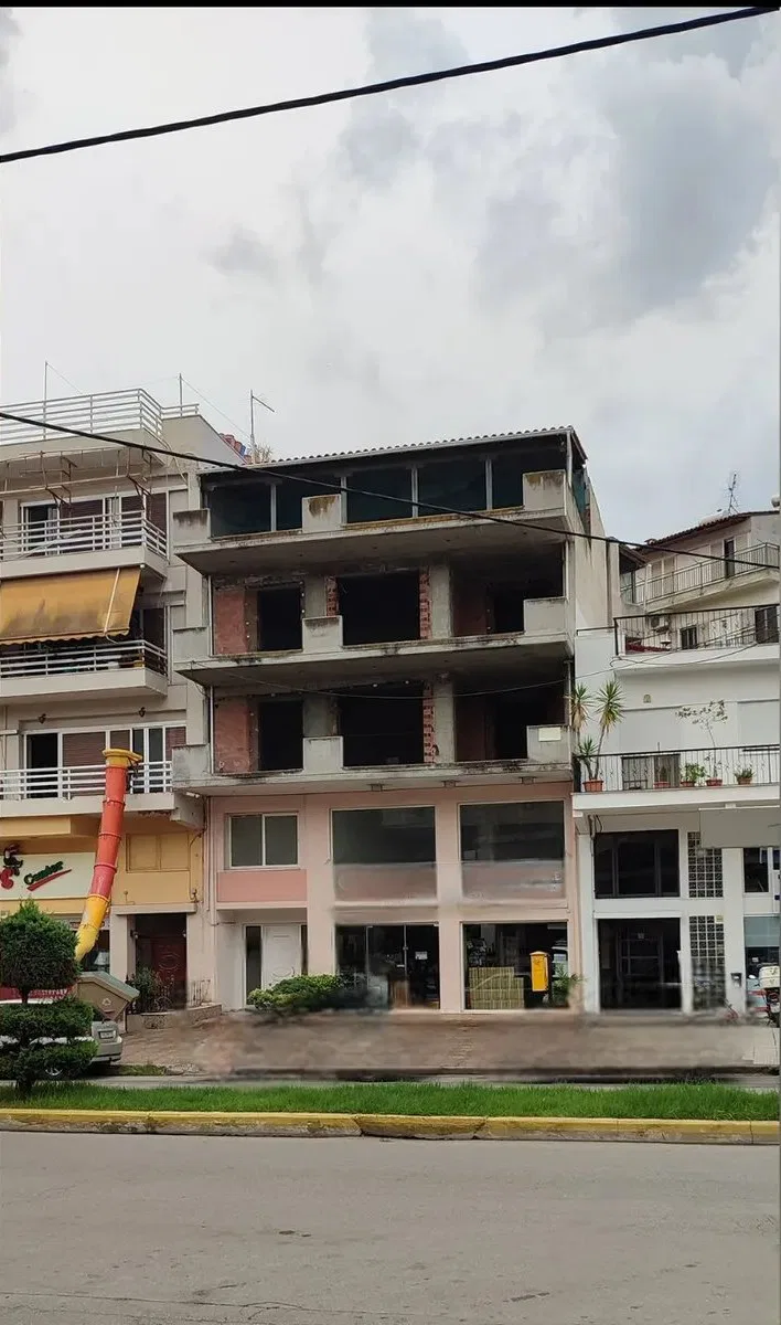 550 m² Building for Sale in Chalkida, Sterea Hellas