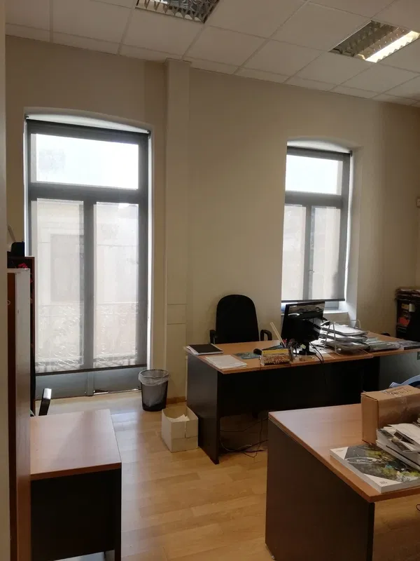 740 m² Building for Sale in Center Athens, Athens Center — photo 2