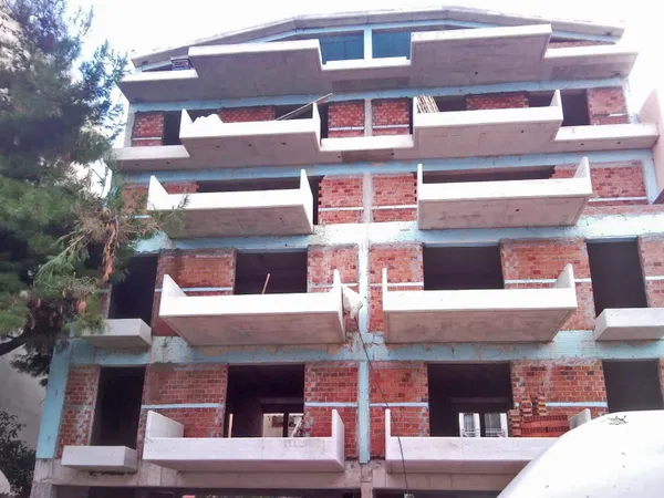 1055 m² Building for Sale in Pallini, Athens Eastern Suburbs