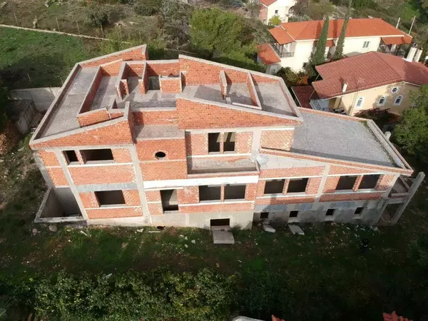 Building for Sale in Pallini, Athens Eastern Suburbs — photo 2
