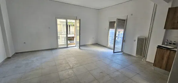 Renovated 74 m² Apartment with Two Bedrooms for Sale in Piraeus Perama, Piraeus — photo 4