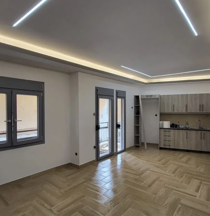 72 m² Two-Bedroom Apartment for Sale in Keratsini, Piraeus Suburbs
