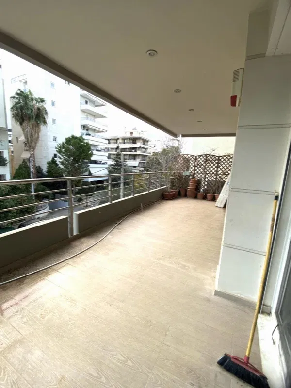 153 m² Four-Bedroom Apartment for Sale in Palaio Faliro, Athens Southern suburbs — photo 3