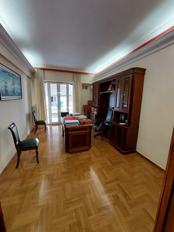 Renovated Two-Bedroom Apartment for Sale in Kolonaki - Lycabettus, Athens Center — photo 5