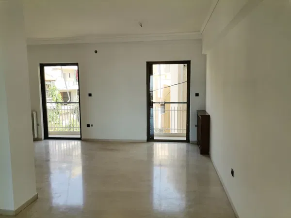 82 m² Renovated Two-Bedroom Apartment for Sale in Ampelokipoi, Athens Center — photo 2