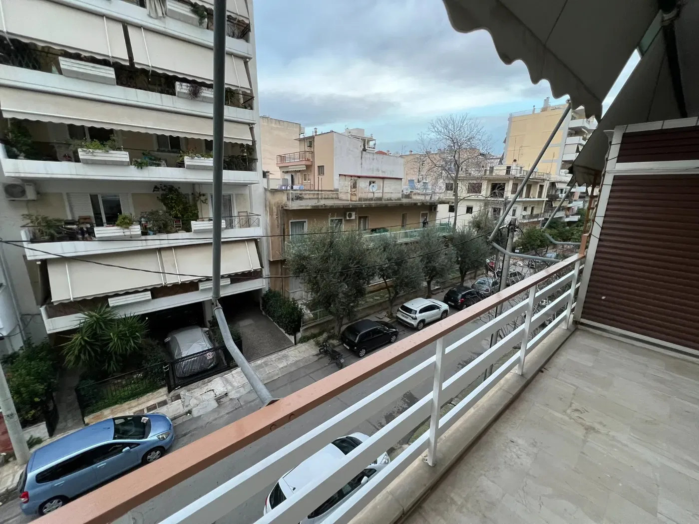 80 m² Renovated Two-Bedroom Apartment for Sale in Ampelokipoi, Athens Center