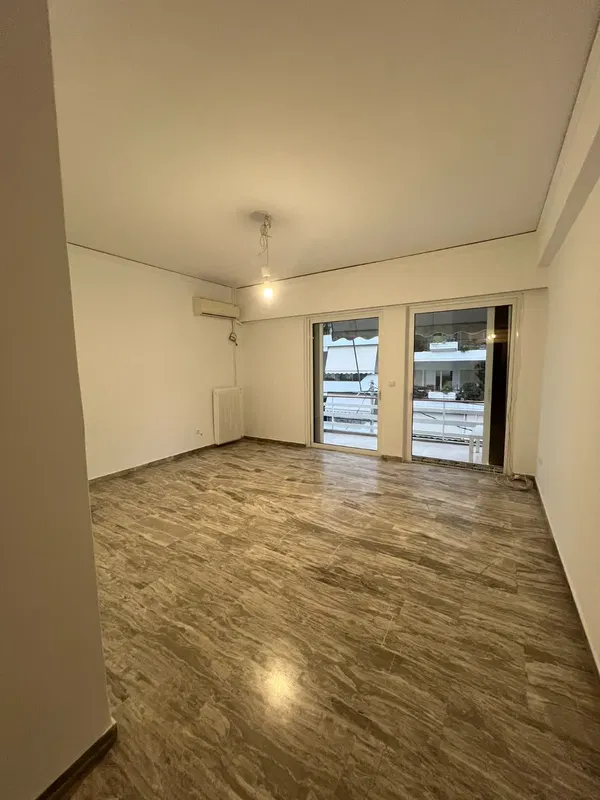 80 m² Renovated Two-Bedroom Apartment for Sale in Ampelokipoi, Athens Center — photo 4