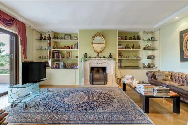 220 m² Three-Bedroom Apartment for Sale in Pefki, Athens Northern suburbs — photo 4