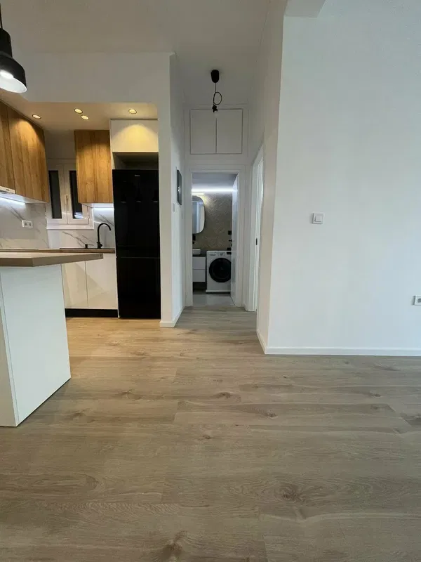 53 m² One-Bedroom Renovated Apartment for Sale in Center Athens, Athens Center — photo 5