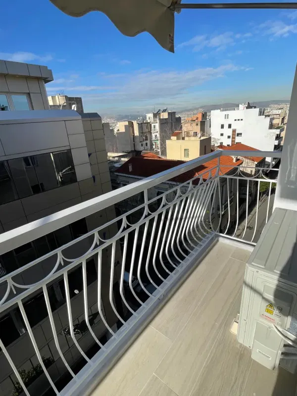 63 m² Two-Bedroom Renovated Apartment for Sale in Keramikos, Athens Center — photo 4