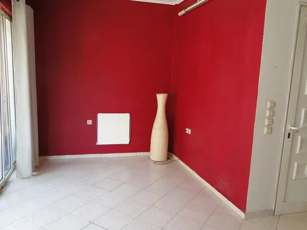 Two-Bedroom Renovated Apartment for Sale in Peristeri, Athens Western Suburbs — photo 4