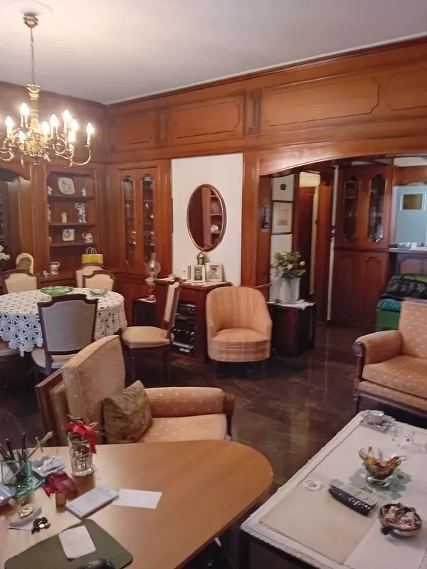 100 m² Two-Bedroom Renovated Apartment for Sale in Mets - Kallimarmaro, Athens Center