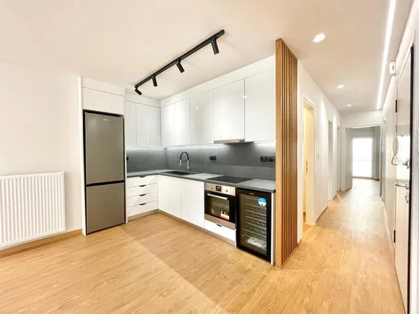 53 m² Two-Bedroom Apartment for Sale in Piraeus, Piraeus Suburbs — photo 2