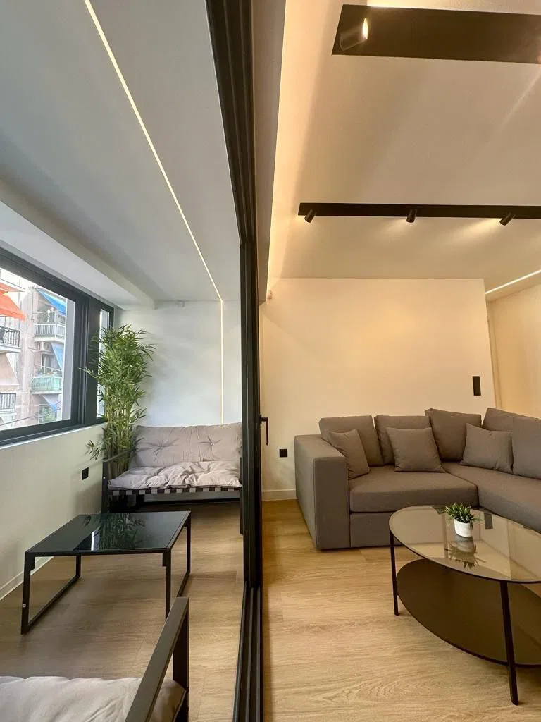 70 m² Two-Bedroom Apartment for Sale in Piraeus, Piraeus Suburbs