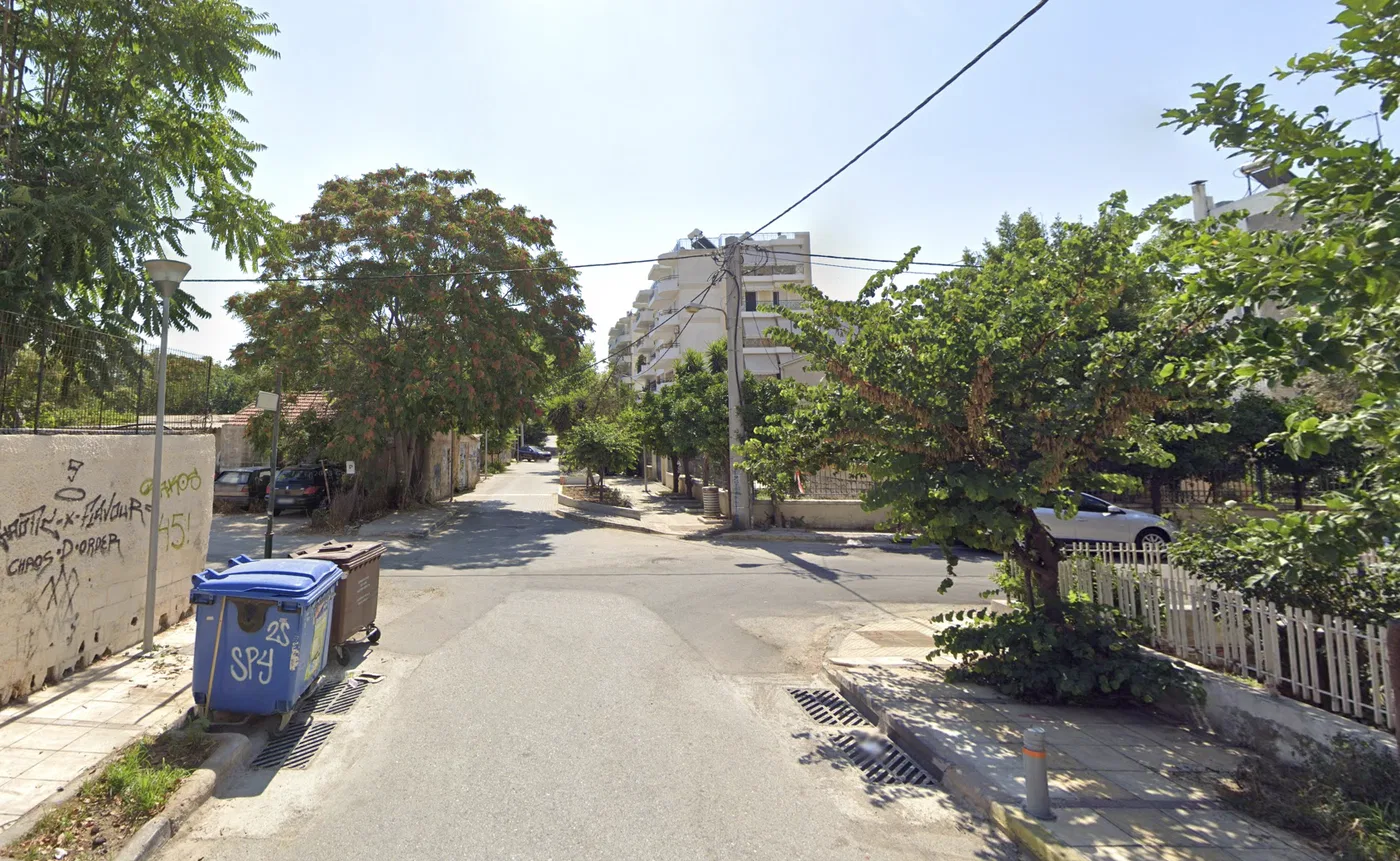 1,000 m² Plot of Land for Sale in Moschato, Piraeus Suburbs