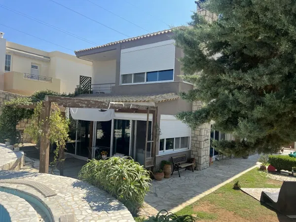 Eight-Bedroom Villa for Sale in Heraklion — photo 5
