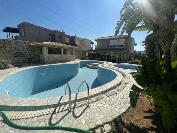 Eight-Bedroom Villa for Sale in Heraklion