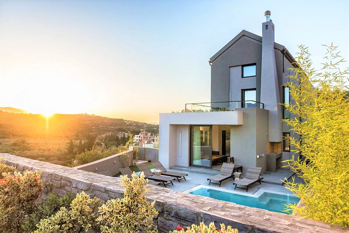 Ten-Bedroom Seafront Villa for Sale in Aspro, Apokoronas
