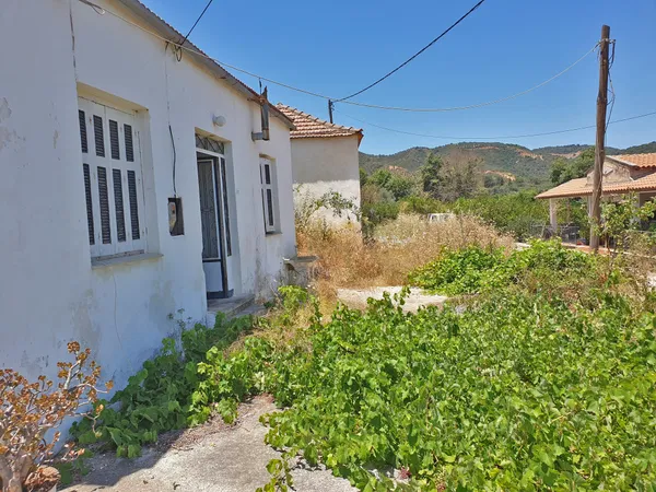 Two-Bedroom Villa for Sale in Alikianos, Platanias — photo 2