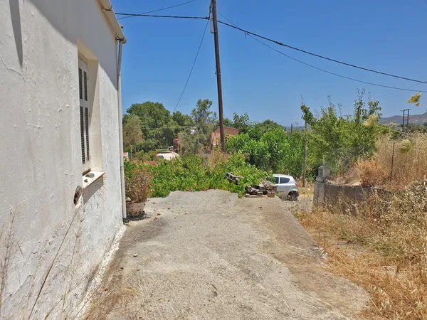 Two-Bedroom Villa for Sale in Alikianos, Platanias — photo 4